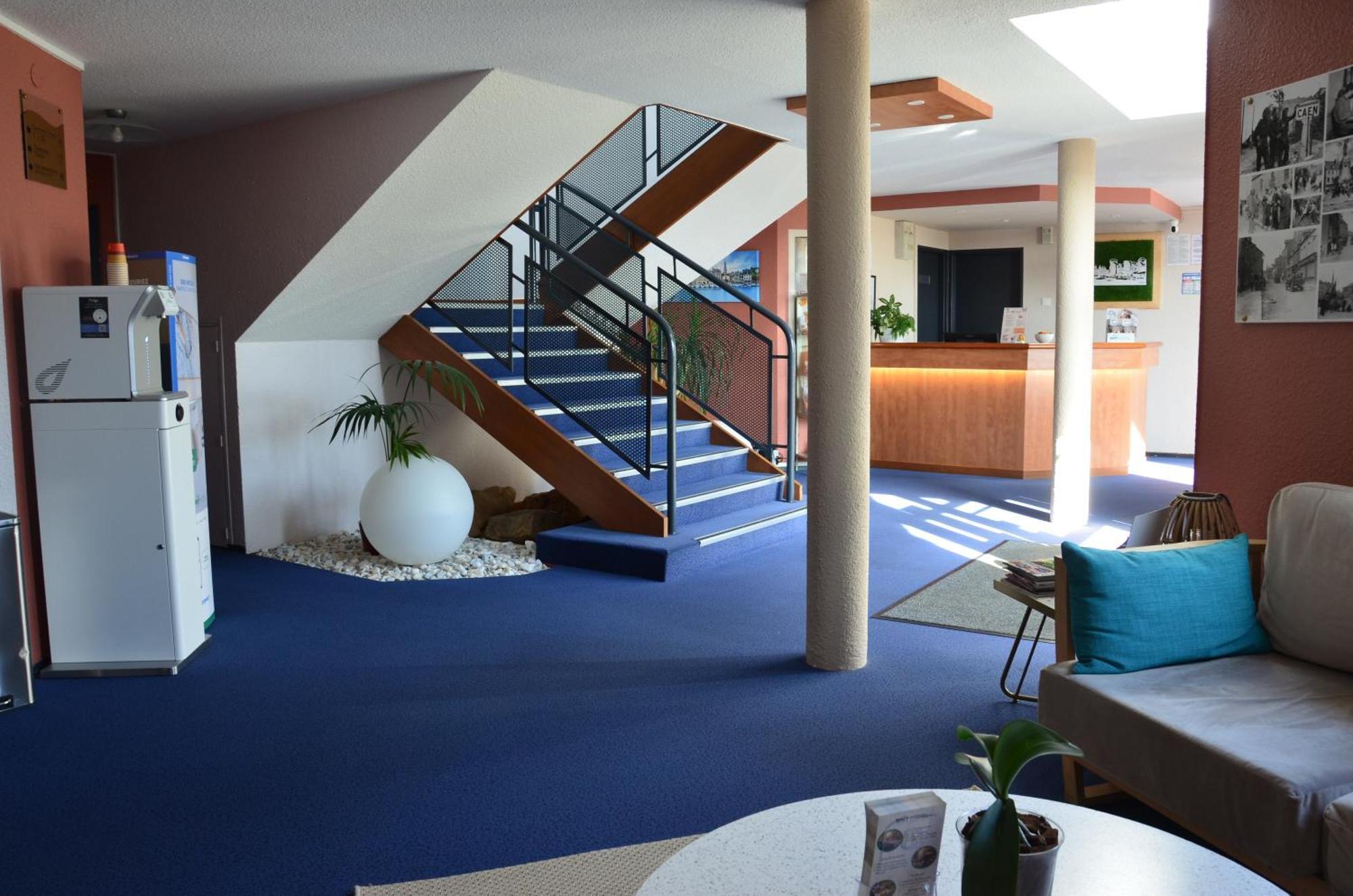 Brit Hotel Caen Herouville Экстерьер фото