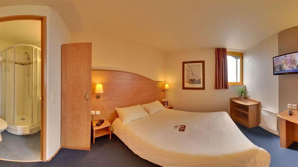 Brit Hotel Caen Herouville Экстерьер фото