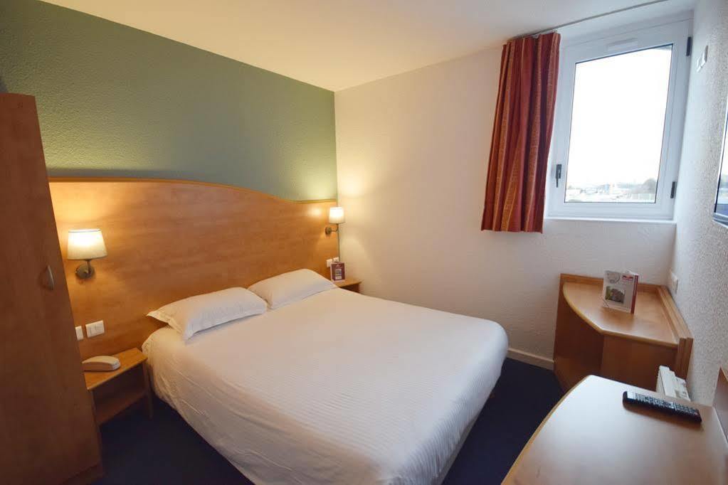 Brit Hotel Caen Herouville Экстерьер фото